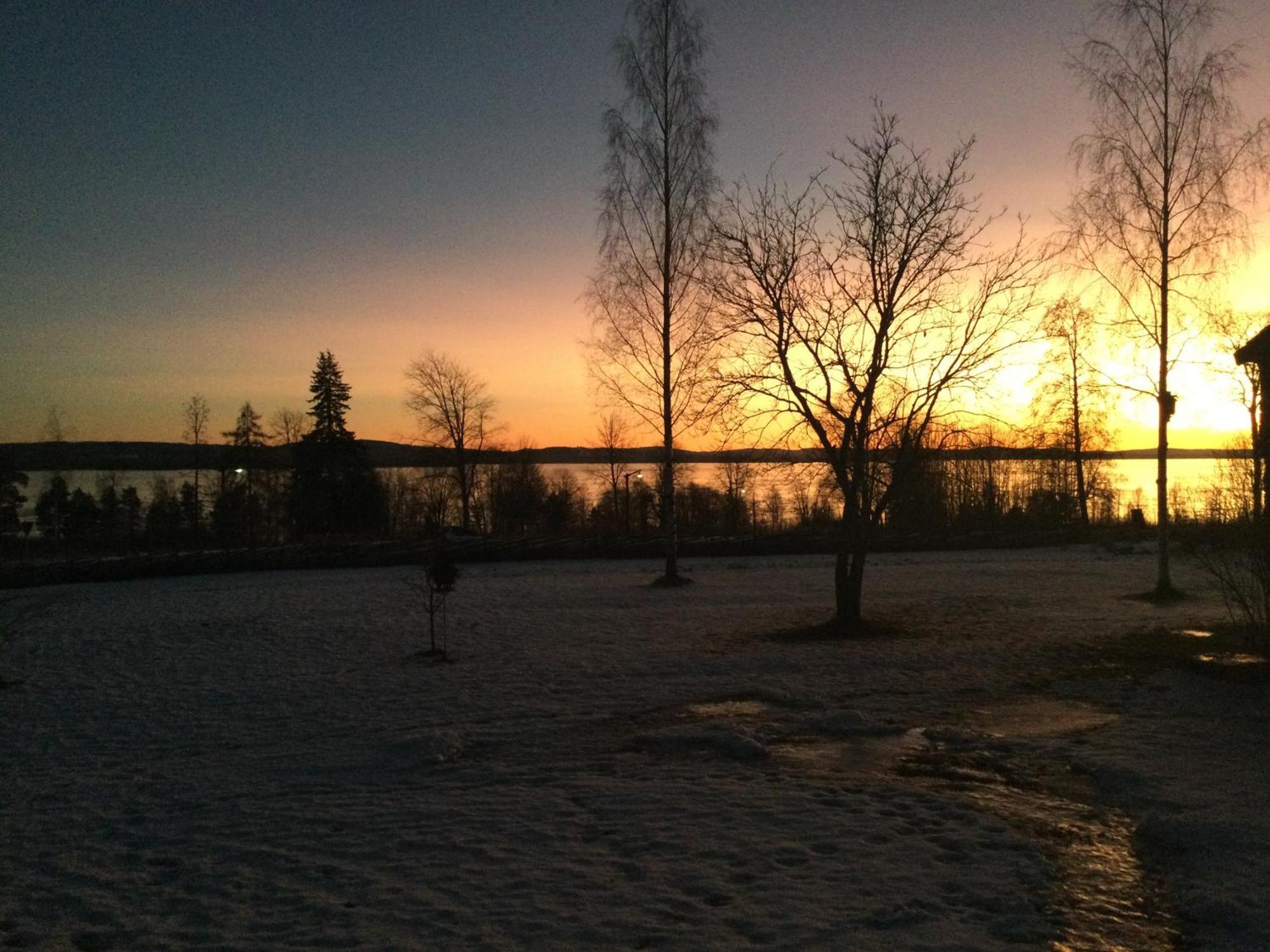 Mysigt Boende I Raettvik Med Utsikt Oever Siljan Exterior foto